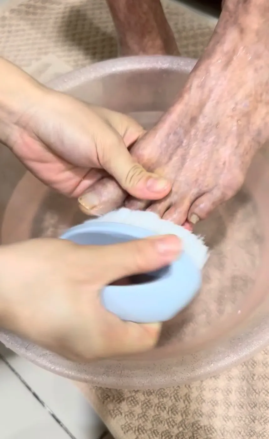 กิจกรรมแช่มือบำบัด ช่วยผ่อนคลายกล้ามเนื้อ