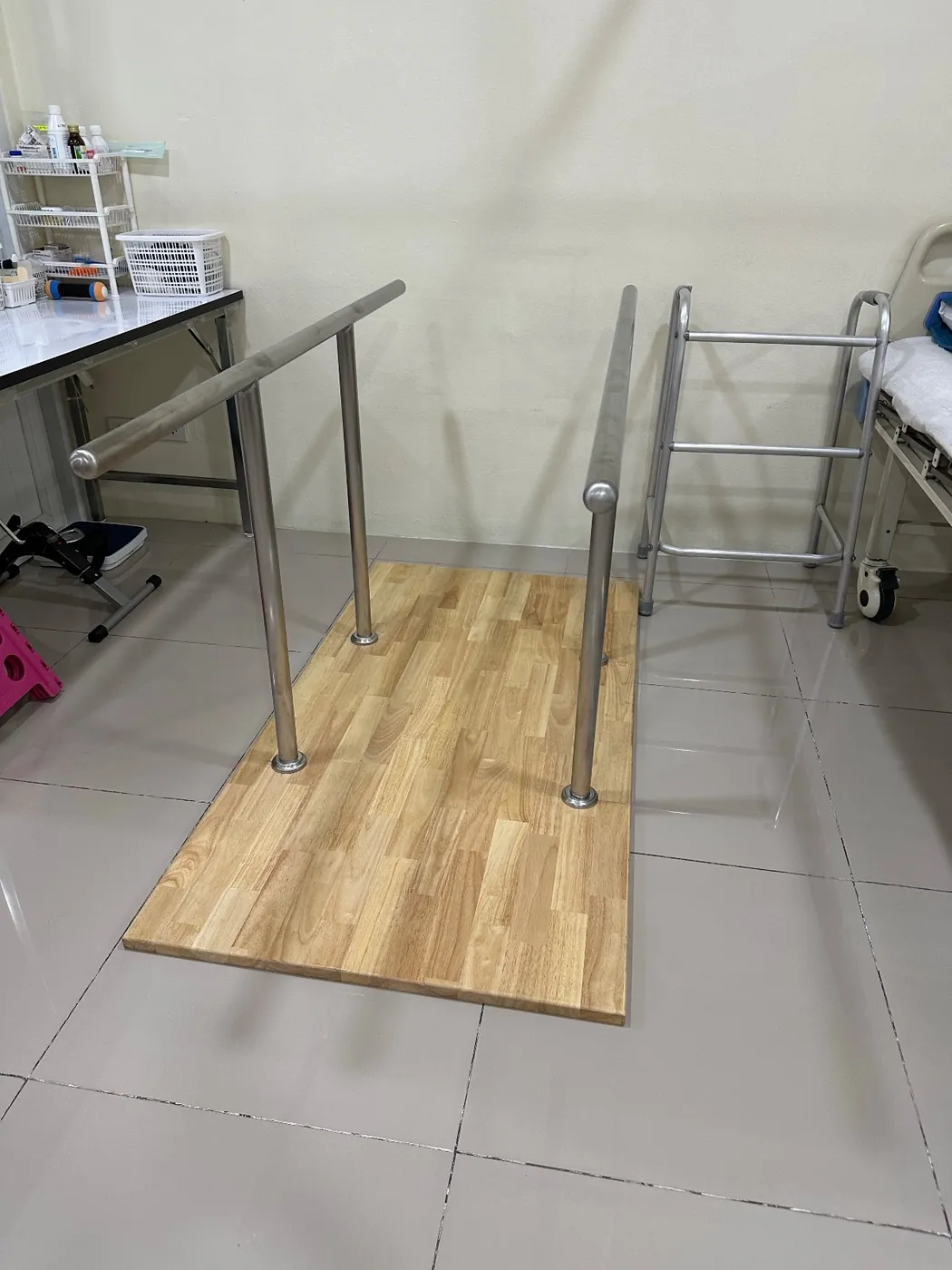 ทีมงานและสถานที่ของ ต้นส้มเนอร์สซิ่งโฮม
